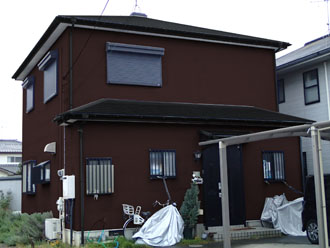 千葉県君津市　外壁塗装　屋根塗装　ベランダ防水　カラーシミュレーション　外壁は濃い茶色で屋根はこげ茶